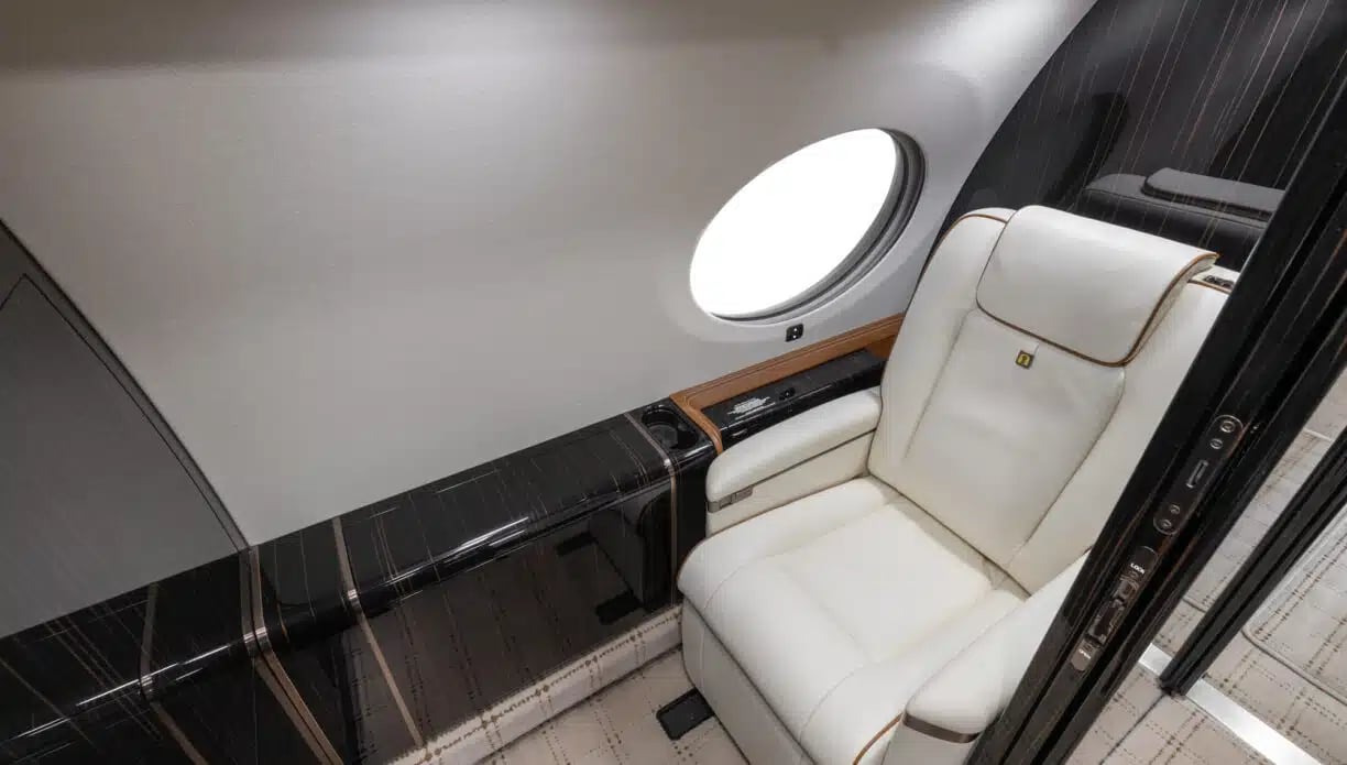 2018 GULFSTREAM G650ER_Private Seat.jpg