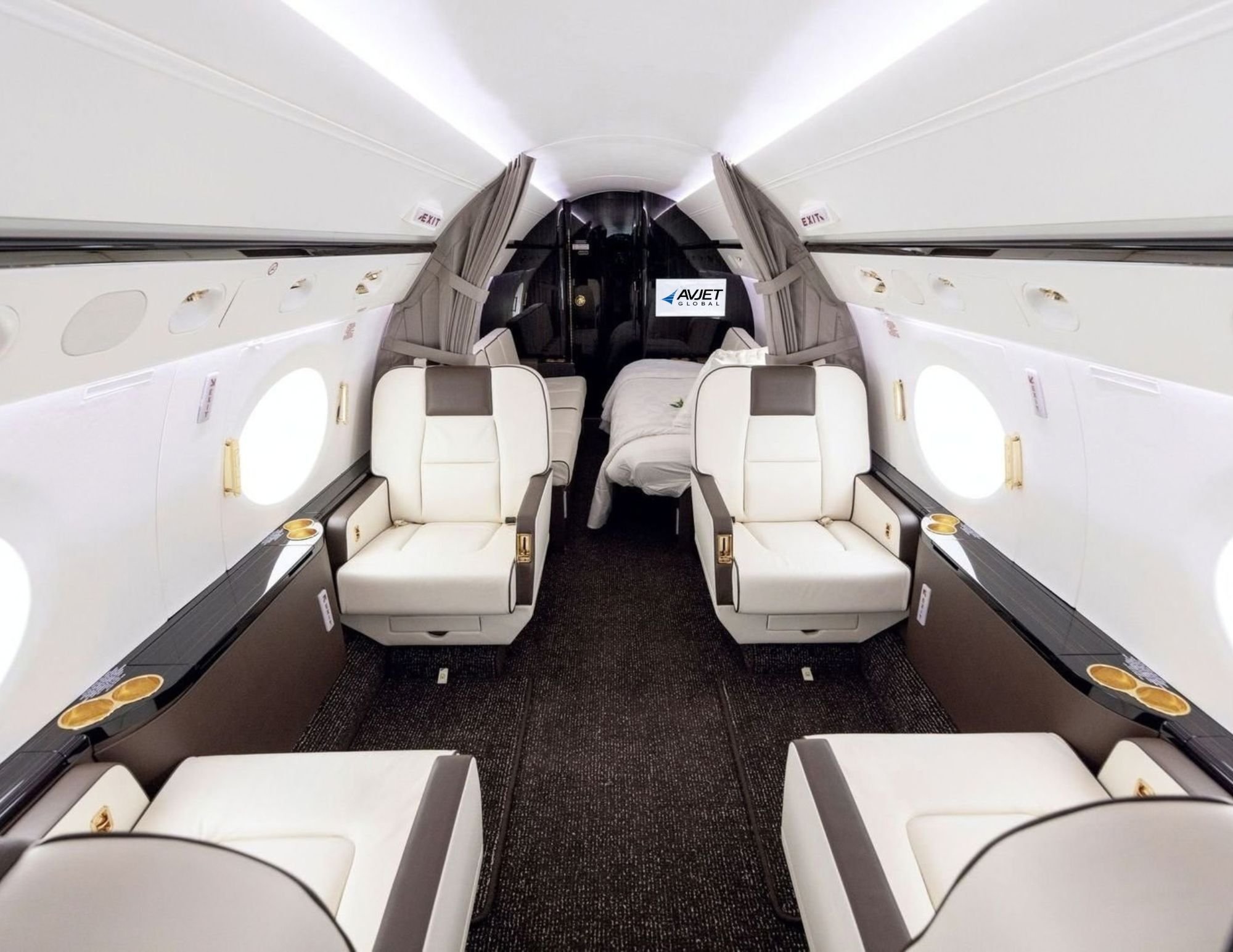 Mid cabin of a 1999 Gulfstream GV, view looking aft