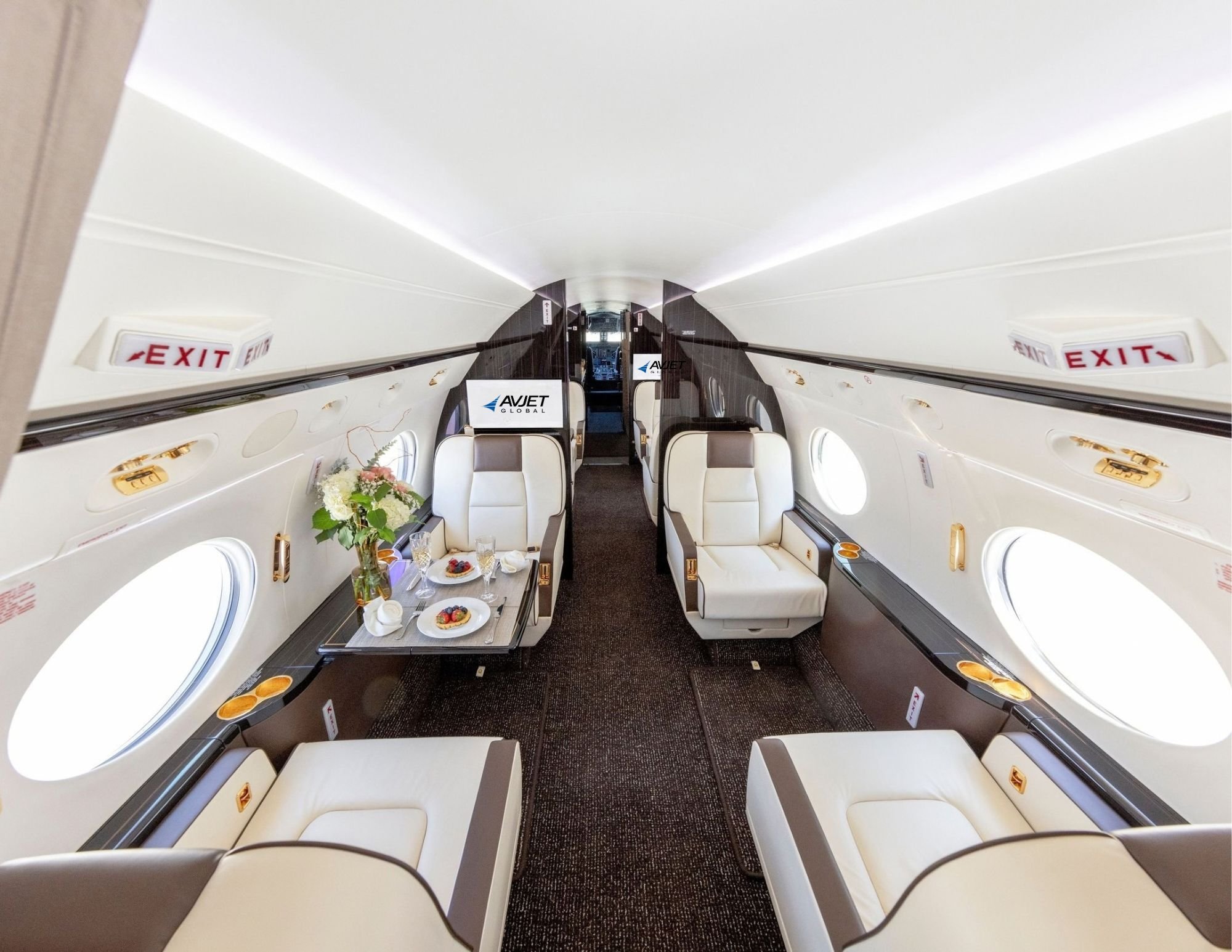 Mid cabin of a 1999 Gulfstream GV, view looking aft